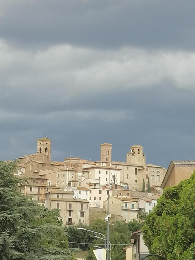 Nuovo Borgo - Posizione Ideale Per Visitare L'Umbria, Perugia, Assisi E Le Altre Localita ديروتا المظهر الخارجي الصورة